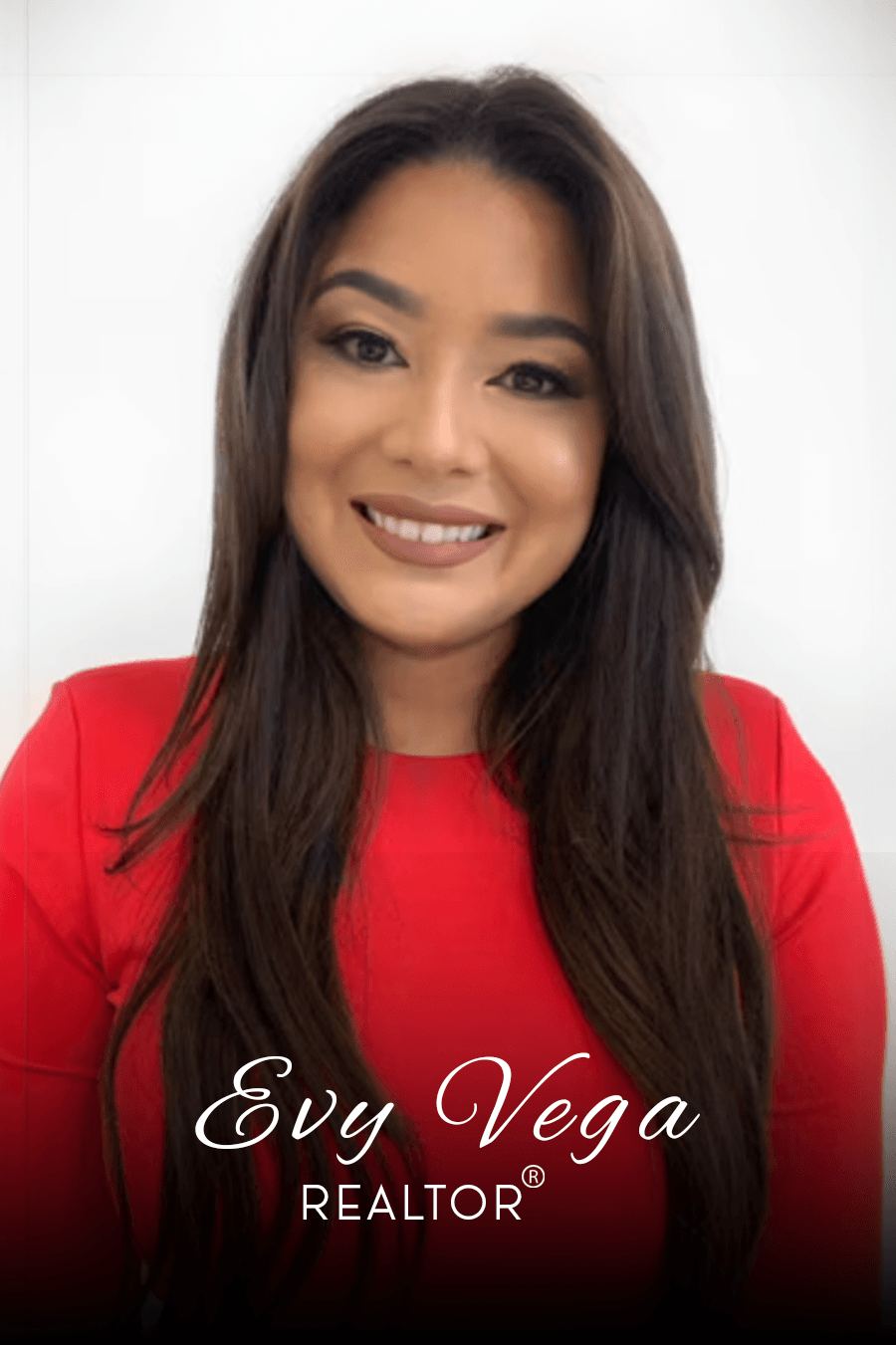Evy Vega headshot